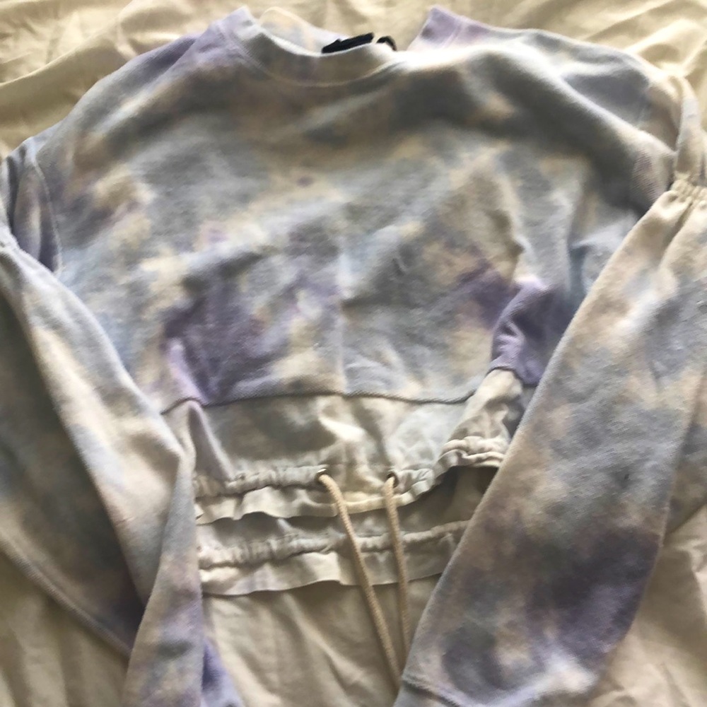 Cropped Sweatshirt